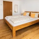 Gaestehaus Maxheim בית הארחה