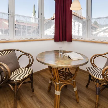 Gaestehaus Maxheim 3* אוברסטדורף