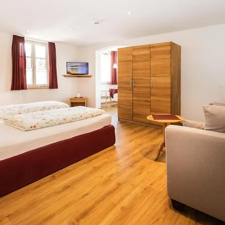 Gaestehaus Maxheim 게스트하우스 4*