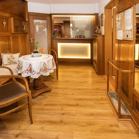 Gaestehaus Maxheim בית הארחה אוברסטדורף