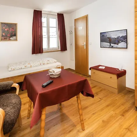 בית הארחה Gaestehaus Maxheim