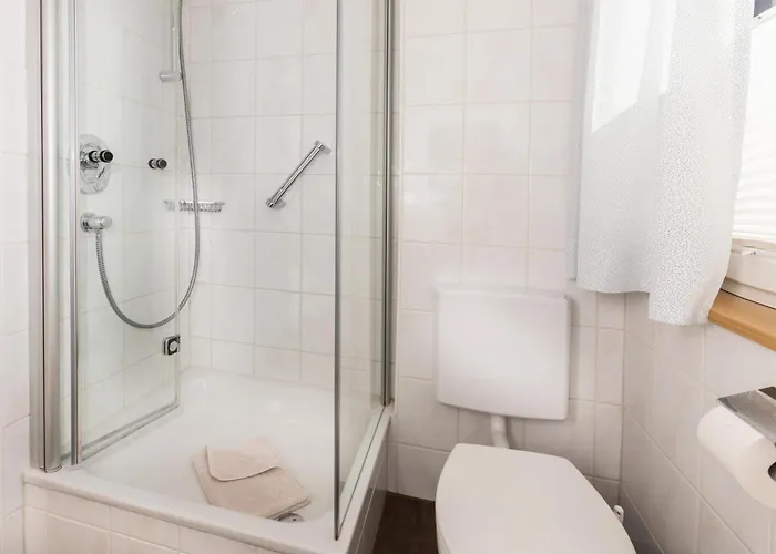 Gaestehaus Maxheim 3*