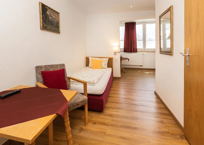 بيت ضيافة Gaestehaus Maxheim