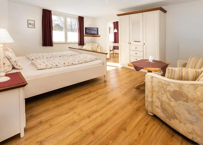 Gaestehaus Maxheim بيت ضيافة 3*