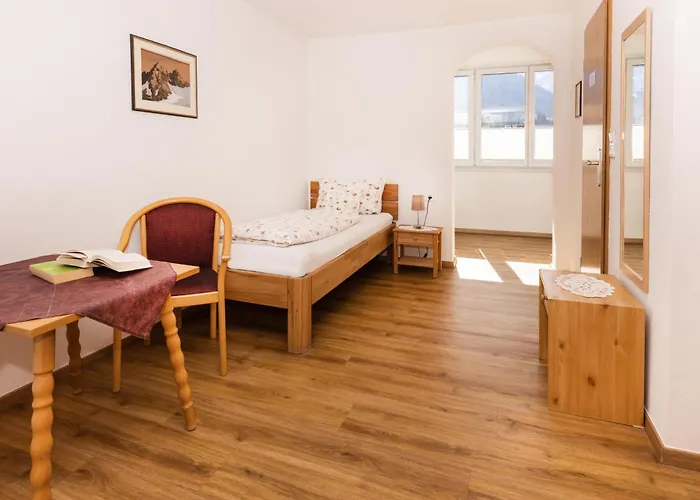 Gaestehaus Maxheim بيت ضيافة اوبرستدورف