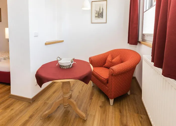 Gaestehaus Maxheim بيت ضيافة 3*